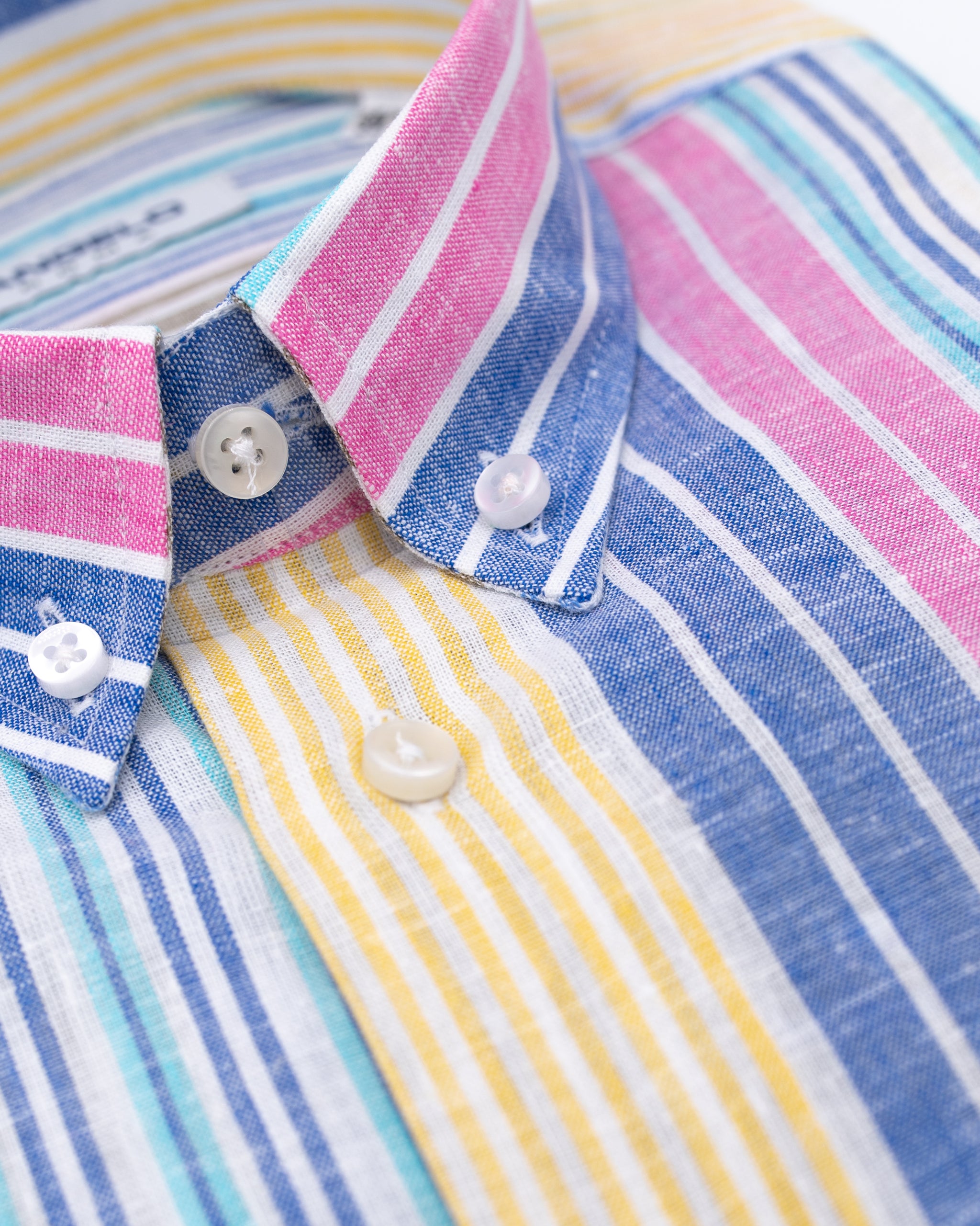 Regular fit shirt with pleats - French collar - patterned stripe
